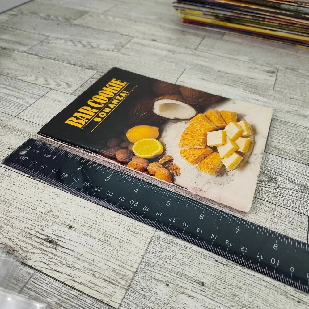 Bar Cookie Bonanza Cookbook Booklet 1982 Recipes Bake Sale Nostalgia Retro Charm